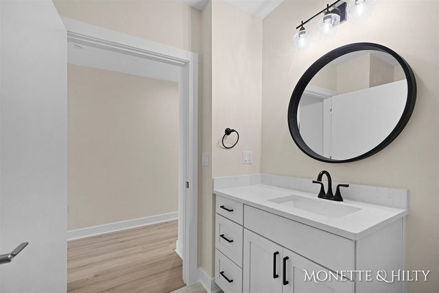 901 Adelaide Circle 607, Muskegon, MI 49441