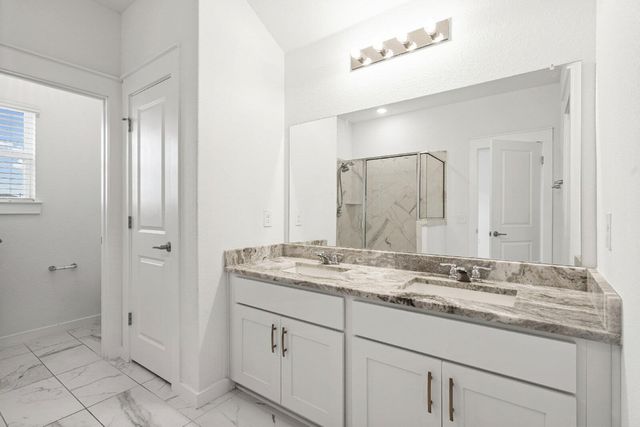 7200 Grenadine Bloom BND B, Del Valle, TX 78617