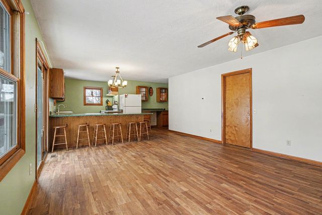 67747 Thunderbird Drive, Sturgis, MI 49091