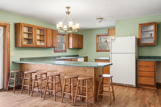 67747 Thunderbird Drive, Sturgis, MI 49091