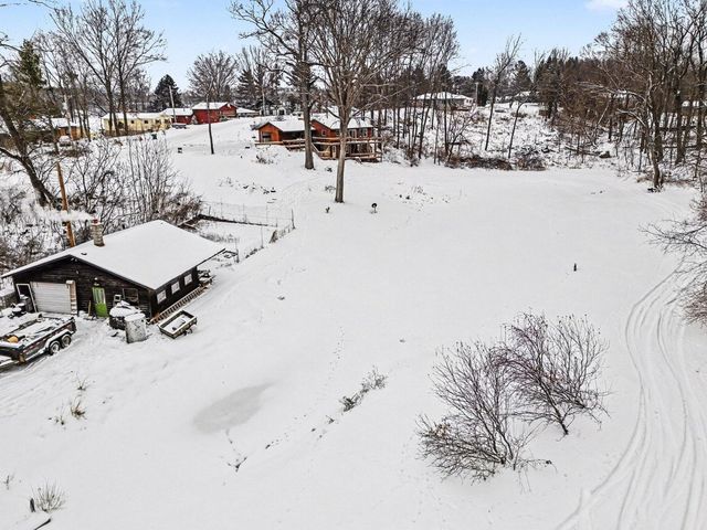 67747 Thunderbird Drive, Sturgis, MI 49091