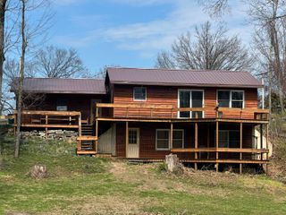 67747 Thunderbird Drive, Sturgis, MI 49091