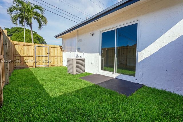 18814 NW 46th Ave, Miami Gardens, FL 33055
