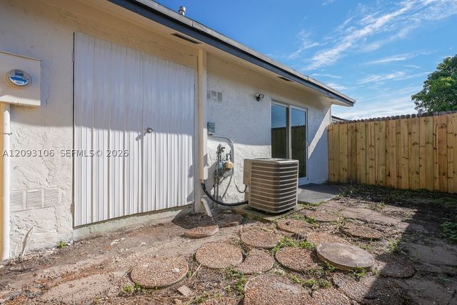 18814 NW 46th Ave, Miami Gardens, FL 33055