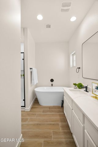 10724 Bill Bates Street, El Paso, TX 79924