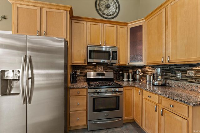 19835 Hidden Meadow Trail, Goshen, IN 46528