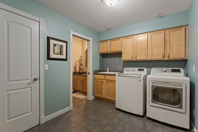 19835 Hidden Meadow Trail, Goshen, IN 46528