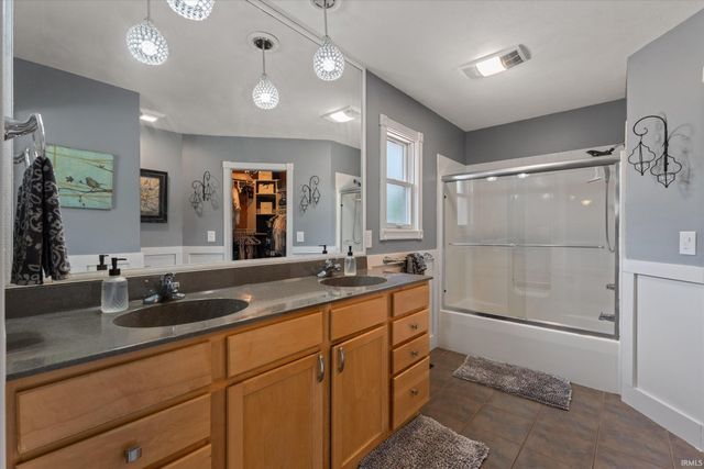 19835 Hidden Meadow Trail, Goshen, IN 46528