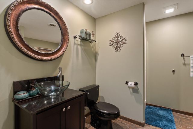 19835 Hidden Meadow Trail, Goshen, IN 46528