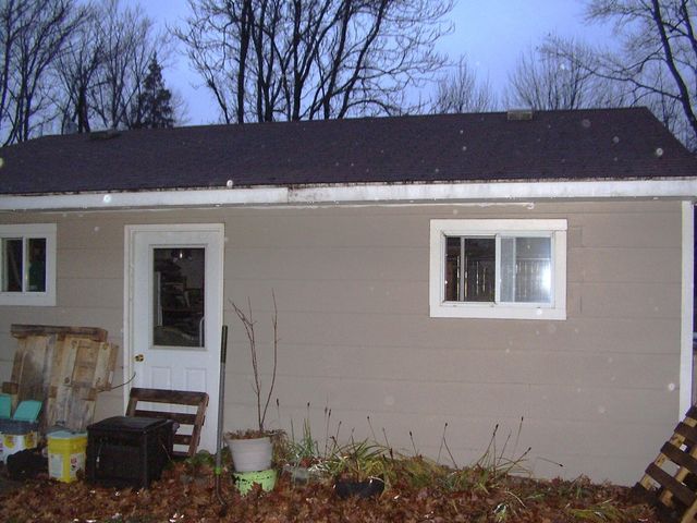 7781 W Hagar Shore Road, Coloma, MI 49038