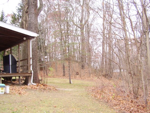 7781 W Hagar Shore Road, Coloma, MI 49038