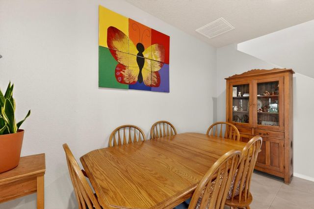 1848 Valle Vista Road NW, Los Lunas, NM 87031
