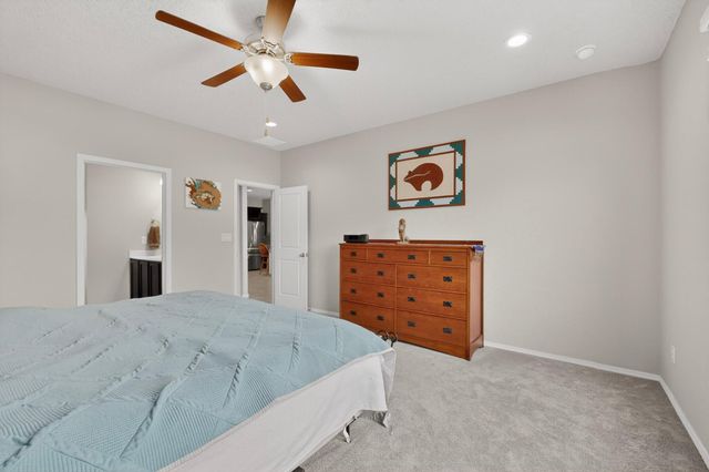 1848 Valle Vista Road NW, Los Lunas, NM 87031