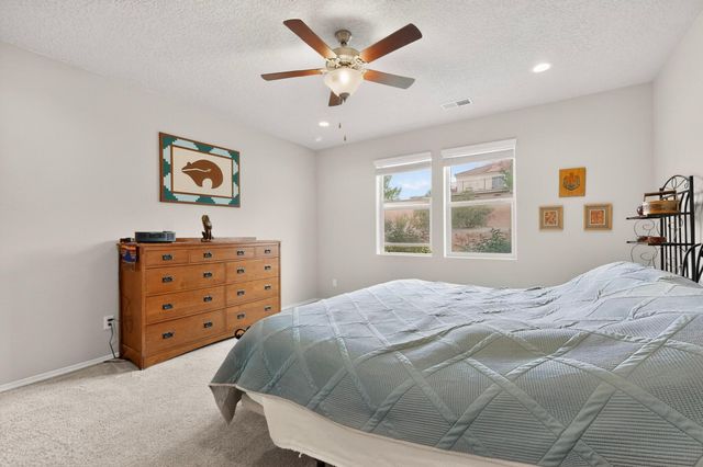 1848 Valle Vista Road NW, Los Lunas, NM 87031