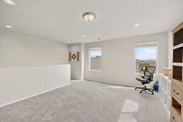 1848 Valle Vista Road NW, Los Lunas, NM 87031