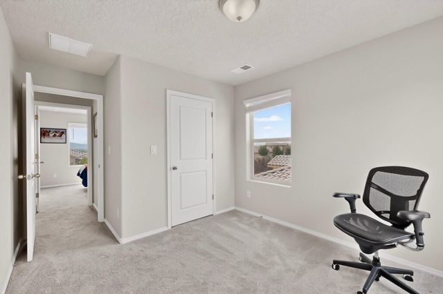 1848 Valle Vista Road NW, Los Lunas, NM 87031