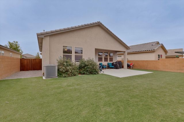 1848 Valle Vista Road NW, Los Lunas, NM 87031