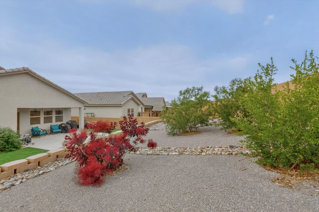 1848 Valle Vista Road NW, Los Lunas, NM 87031