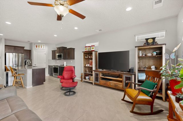 1848 Valle Vista Road NW, Los Lunas, NM 87031
