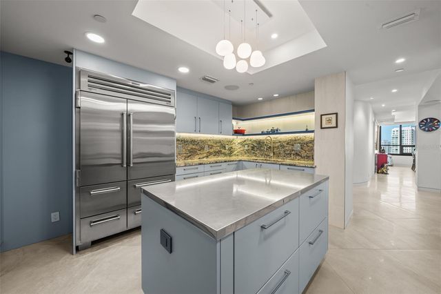 1255 N GULFSTREAM AVENUE 1501, Sarasota, FL 34236