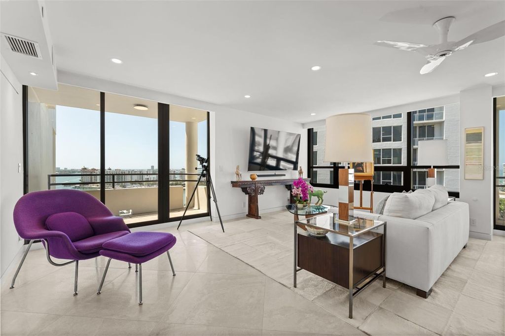 Image 25 of property listing at 1255 N GULFSTREAM AVENUE 1501, Sarasota, FL 34236