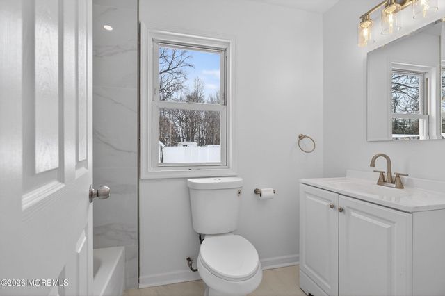 71 Jacobstown Road, New Egypt, NJ 08533