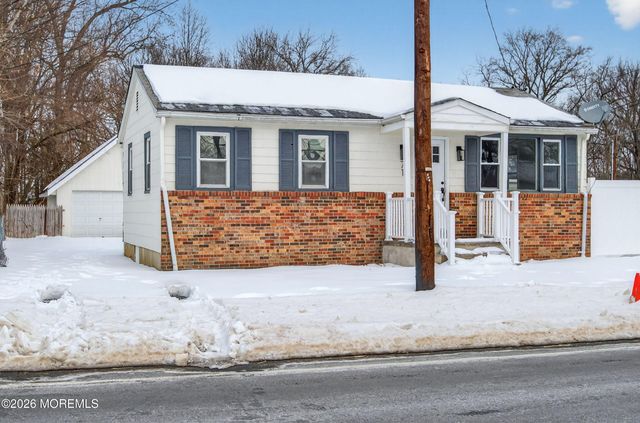 71 Jacobstown Road, New Egypt, NJ 08533