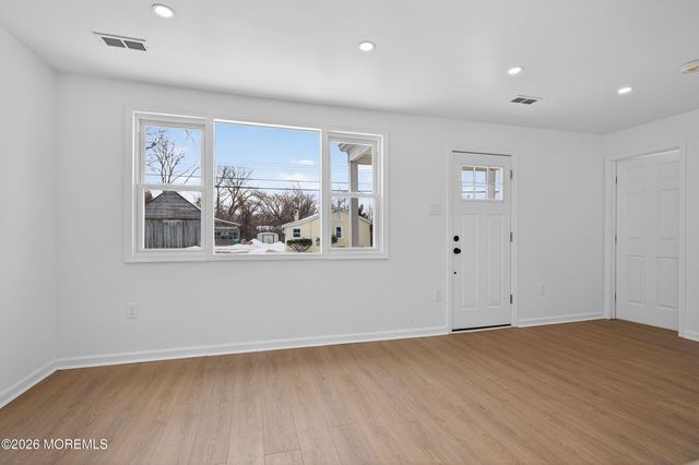 71 Jacobstown Road, New Egypt, NJ 08533