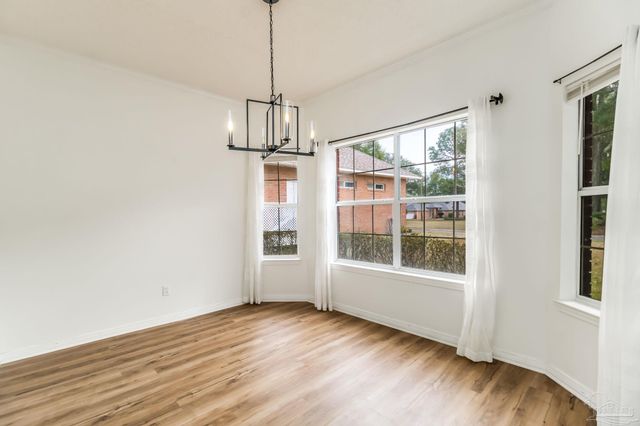 3031 Oak Pointe Dr, Pensacola, FL 32505