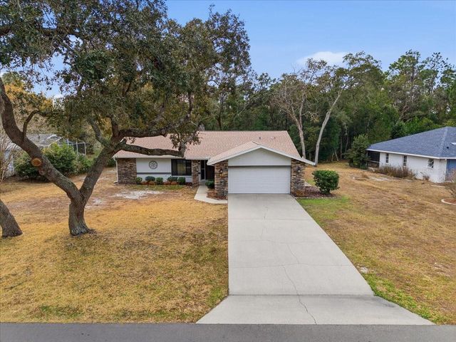 13 HOLLYHOCK COURT, Homosassa, FL 34446