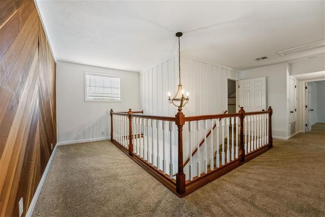 454 White Oak Drive, Lake Charles, LA 70611