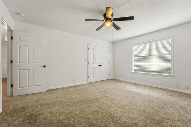 454 White Oak Drive, Lake Charles, LA 70611