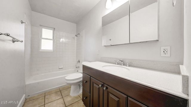 6121 N 17TH Avenue, Phoenix, AZ 85015