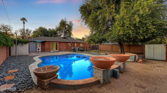 6121 N 17TH Avenue, Phoenix, AZ 85015