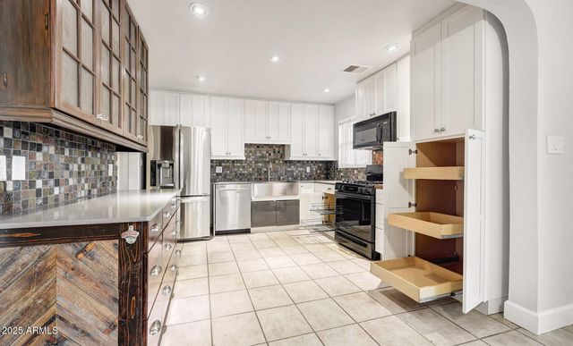 6121 N 17TH Avenue, Phoenix, AZ 85015