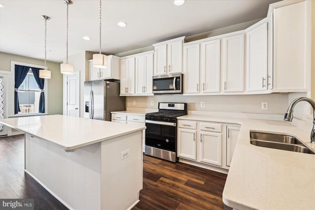 1679 SIGNALMAN CT, Odenton, MD 21113
