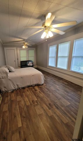 716 Sycamore, Mineola, TX 75773