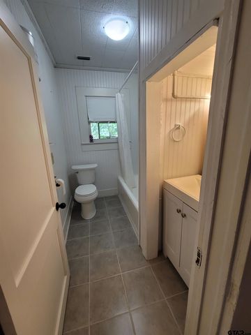 716 Sycamore, Mineola, TX 75773