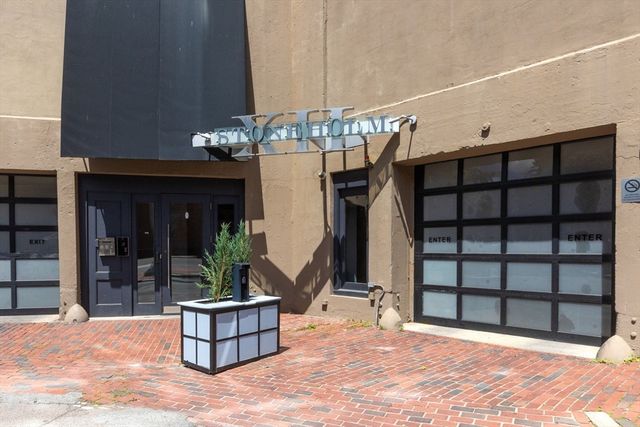 12 Stoneholm St 313, Boston, MA 02115