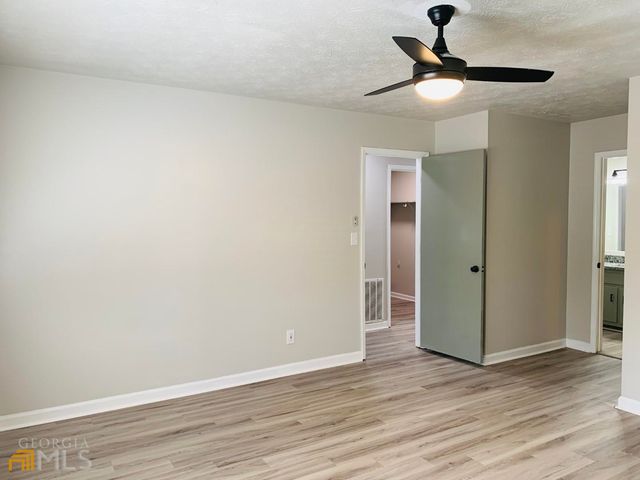 802 Bedford Bay Trail, Lawrenceville, GA 30046