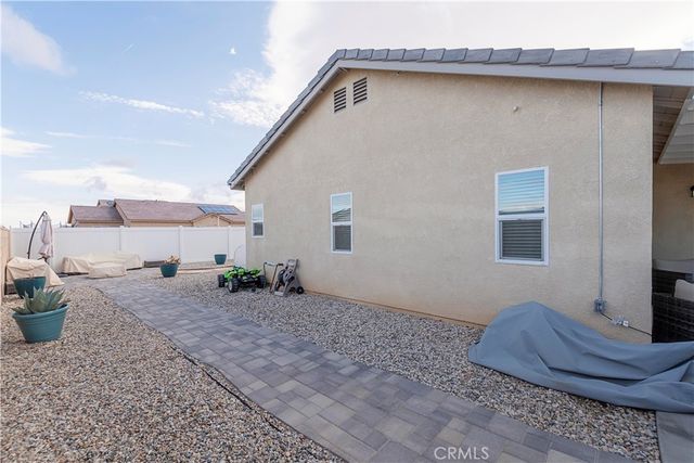 5659 W Avenue J15, Lancaster, CA 93536