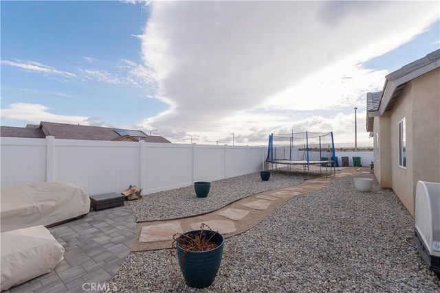 5659 W Avenue J15, Lancaster, CA 93536