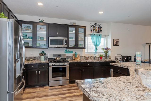 5659 W Avenue J15, Lancaster, CA 93536