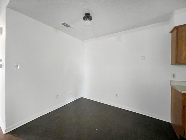 2010 Alex Ave B, Austin, TX 78728