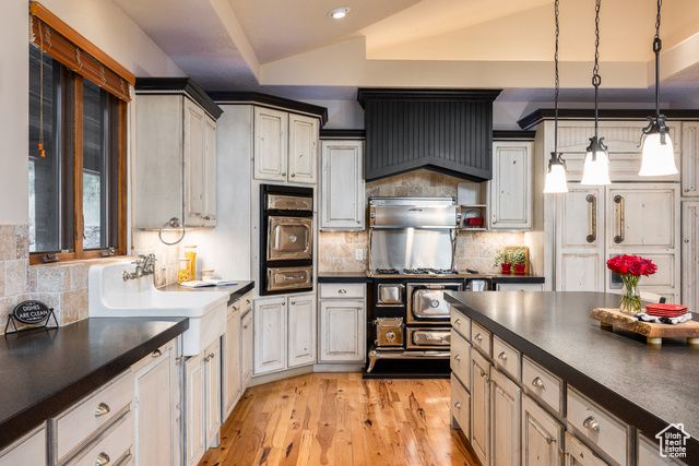 1800 N BRIDGE HOLLOW DR, Wanship, UT 84017