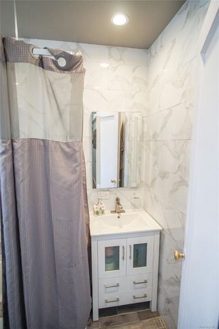 3321 Bruckner Boulevard 5J, Bronx, NY 10461