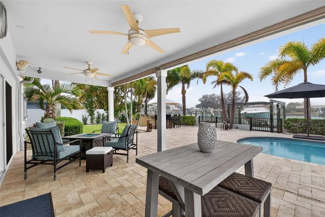 136 WINDWARD ISLAND, Clearwater Beach, FL 33767