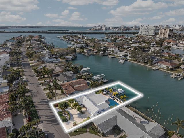 136 WINDWARD ISLAND, Clearwater Beach, FL 33767