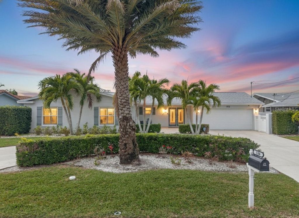 136 WINDWARD ISLAND, Clearwater Beach, FL 33767