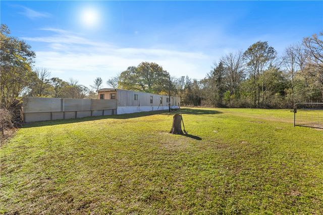 2205 Mallard Drive, Caldwell, TX 77836